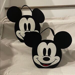 Pottery Barn Kids -
Disney Mickey Mouse